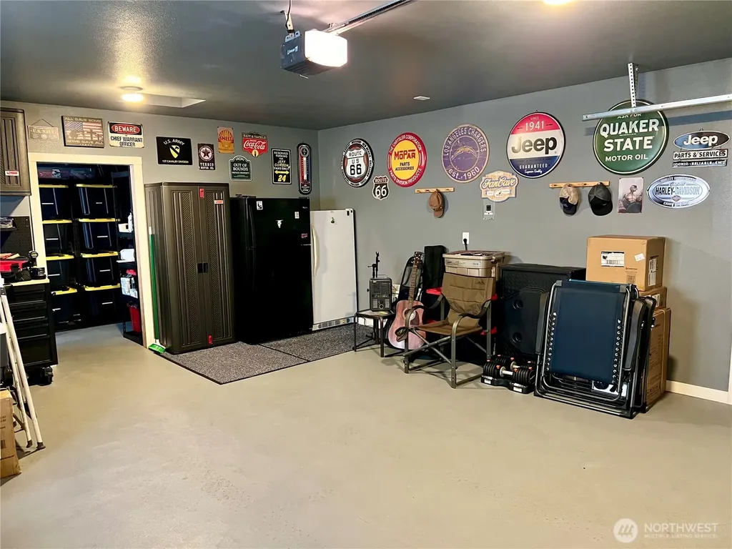 609 Chenois Avenue NE Ocean Shores WA 98569