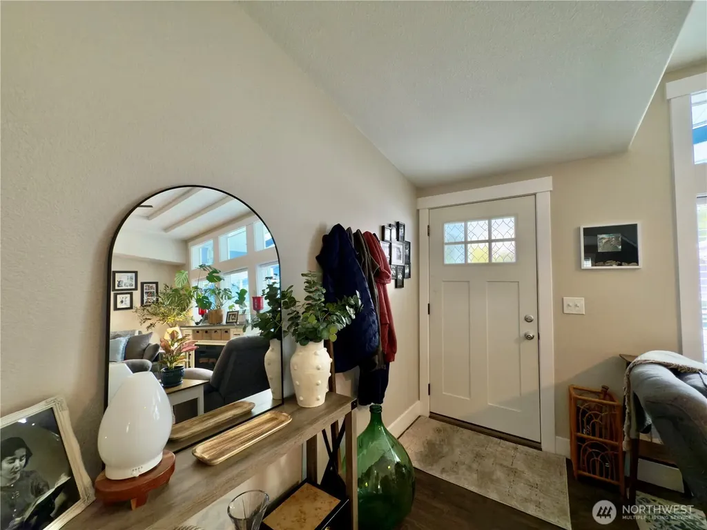 609 Chenois Avenue NE Ocean Shores WA 98569