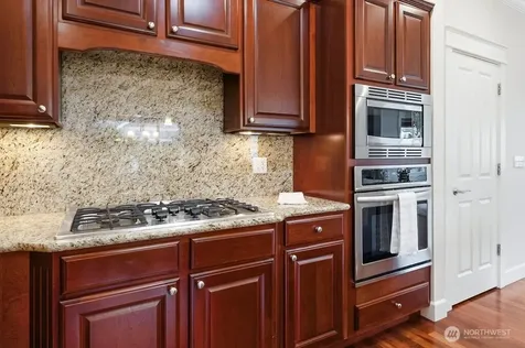 7276 Rosemount Circle Tacoma WA 98465