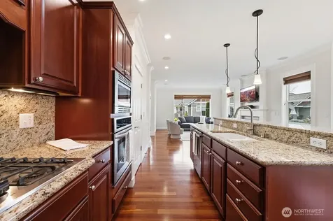 7276 Rosemount Circle Tacoma WA 98465