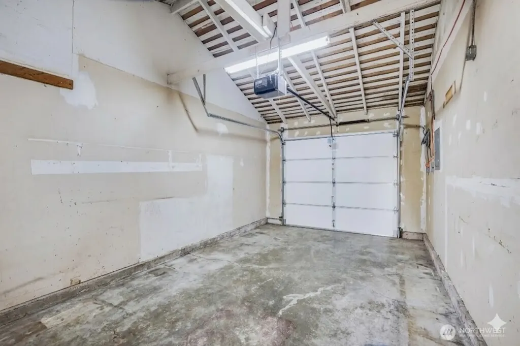1729 S Columbian Way Seattle WA 98108