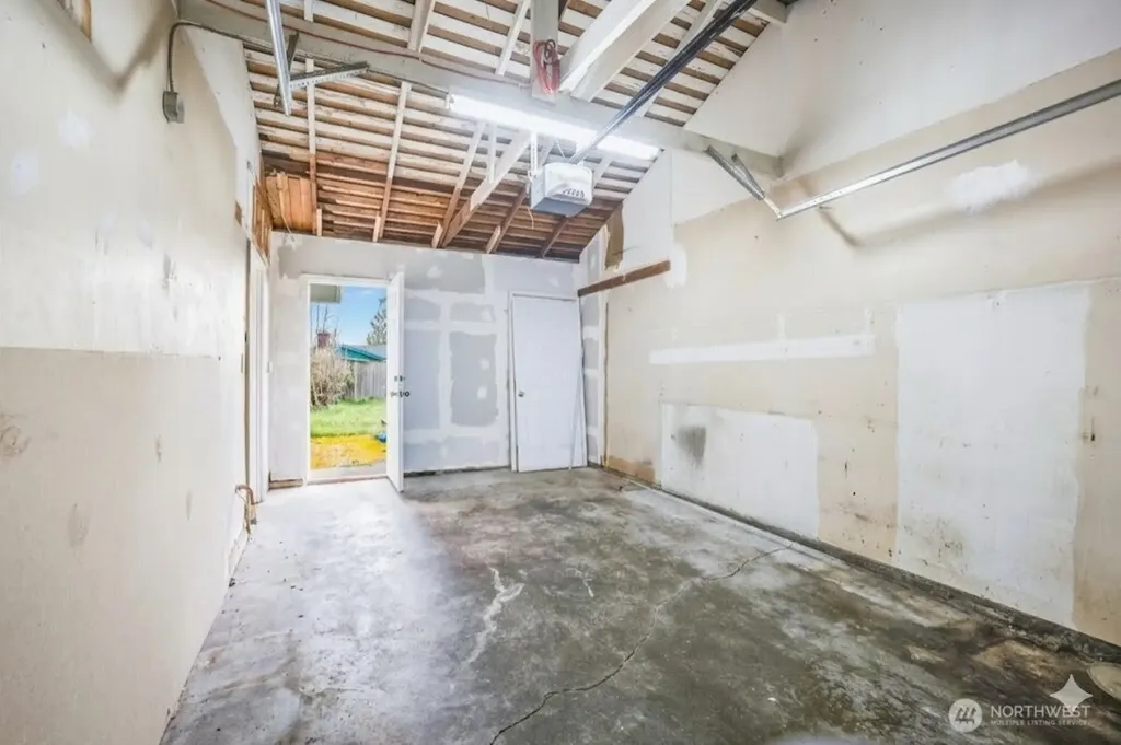 1729 S Columbian Way Seattle WA 98108