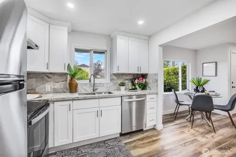 1729 S Columbian Way Seattle WA 98108