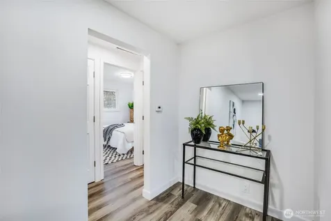 1729 S Columbian Way Seattle WA 98108