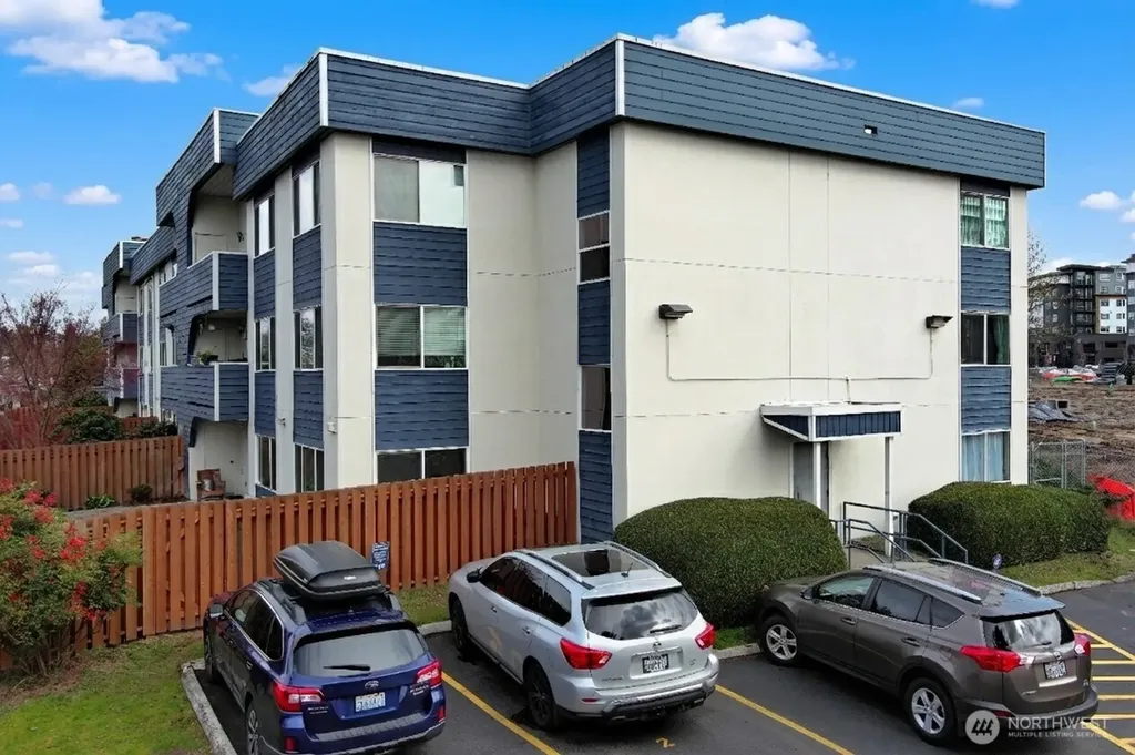 1100 Harrington Avenue NE Renton WA 98056