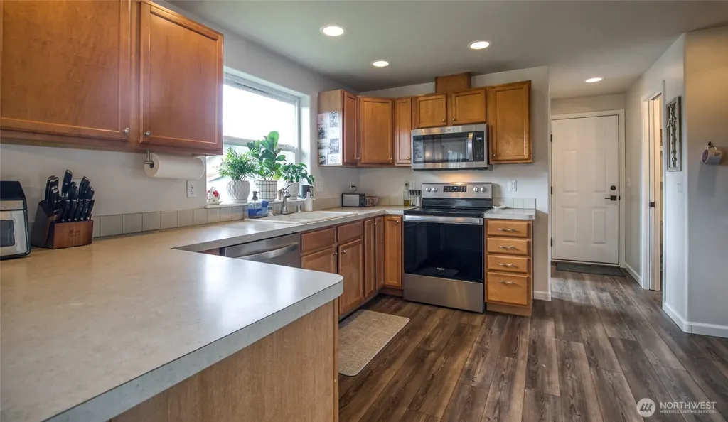 603 Troon Avenue Cosmopolis WA 98537