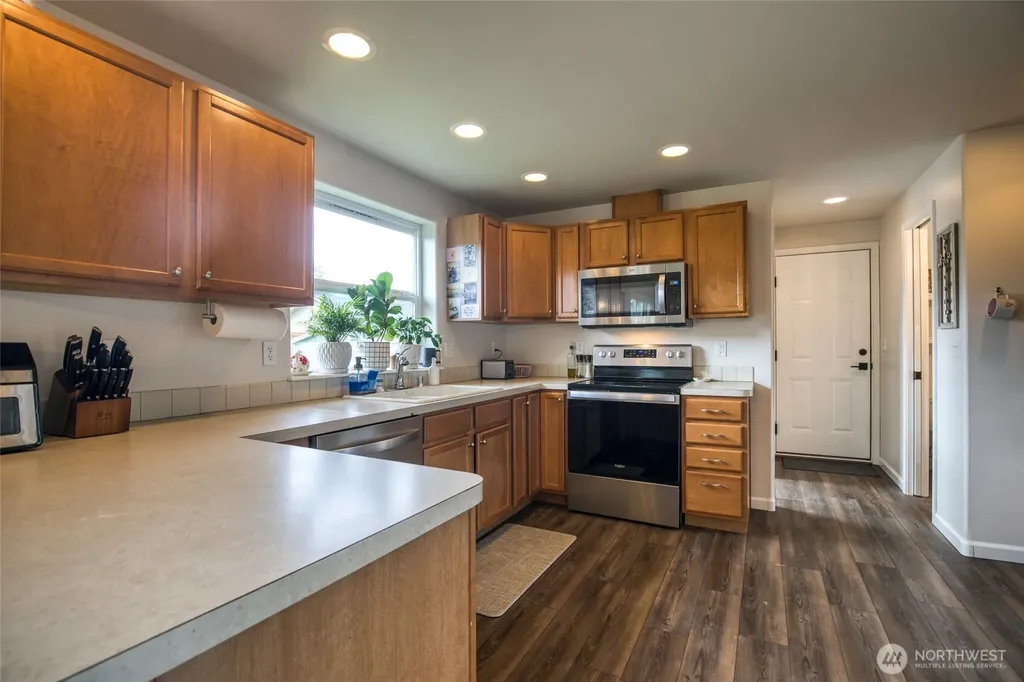 603 Troon Avenue Cosmopolis WA 98537