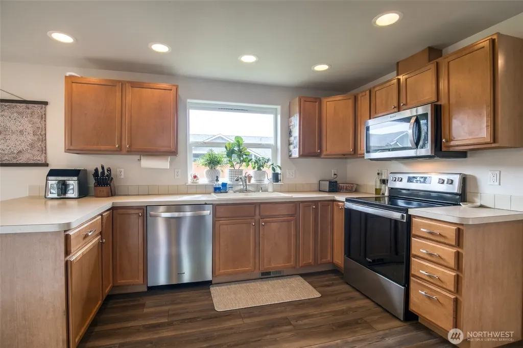 603 Troon Avenue Cosmopolis WA 98537