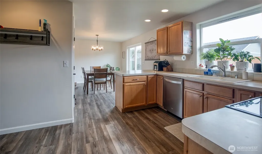 603 Troon Avenue Cosmopolis WA 98537
