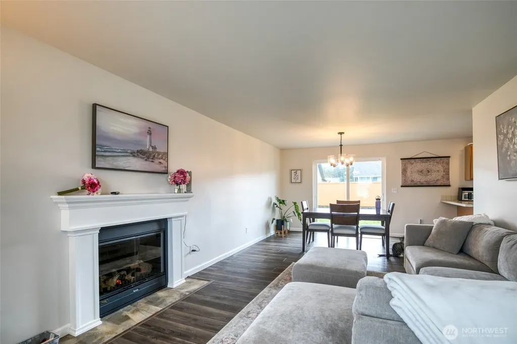 603 Troon Avenue Cosmopolis WA 98537