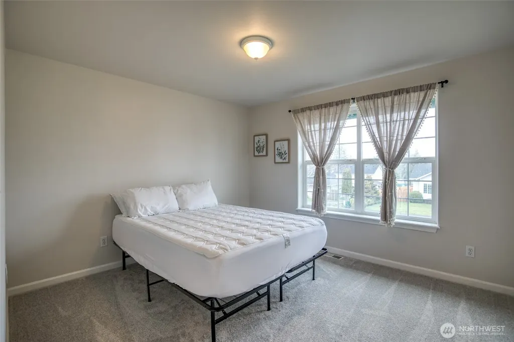 603 Troon Avenue Cosmopolis WA 98537