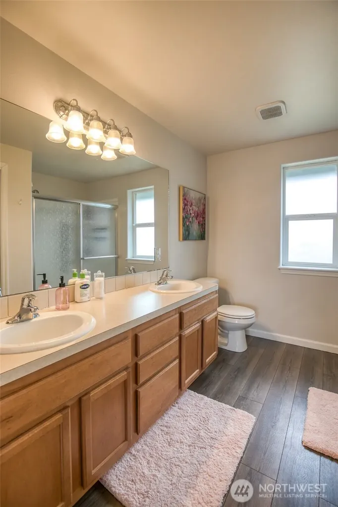 603 Troon Avenue Cosmopolis WA 98537