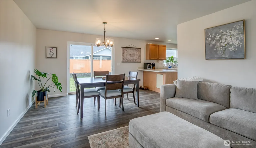 603 Troon Avenue Cosmopolis WA 98537