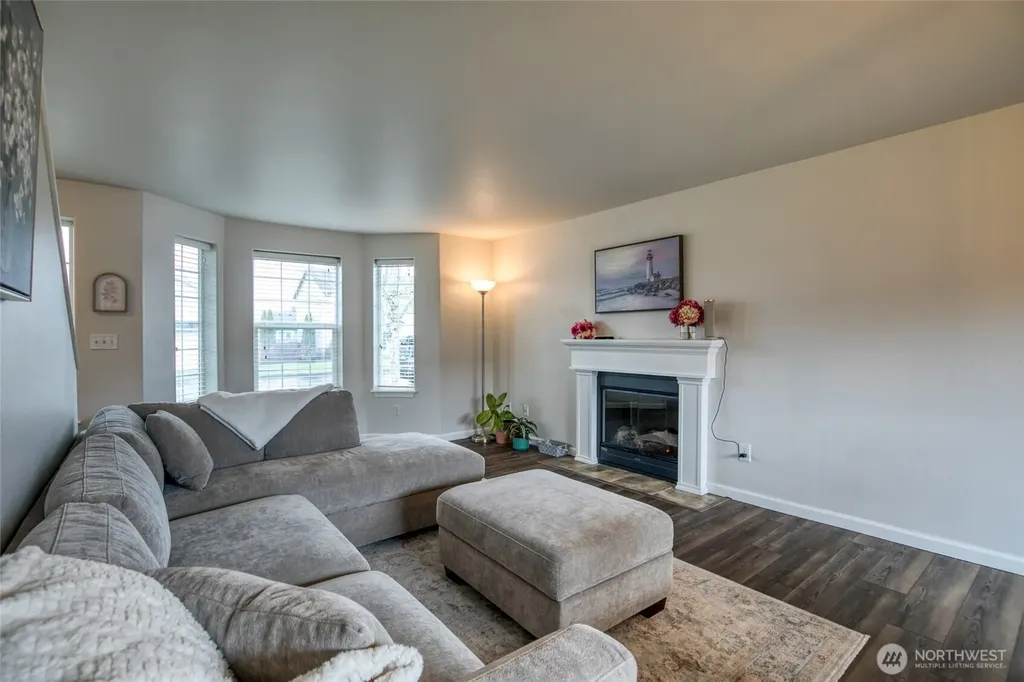 603 Troon Avenue Cosmopolis WA 98537