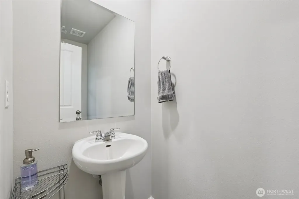 1132 15th Avenue Sultan WA 98294