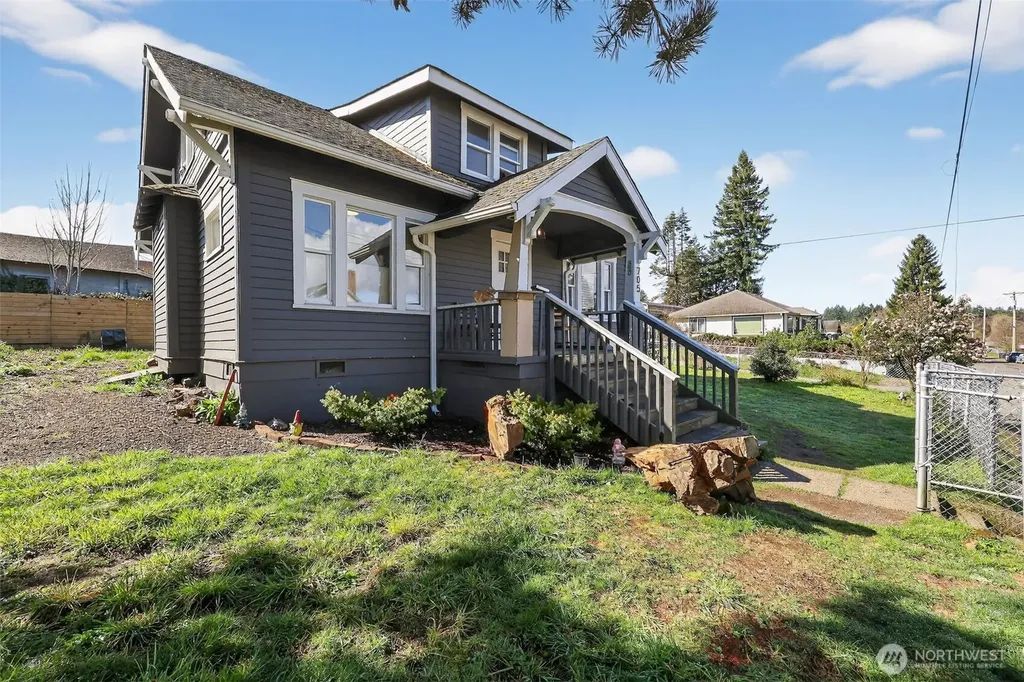 705 E Dearborn Avenue Shelton WA 98584