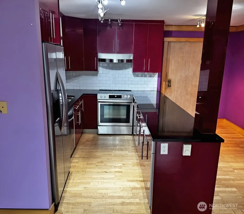 2100 3rd Avenue Seattle WA 98121