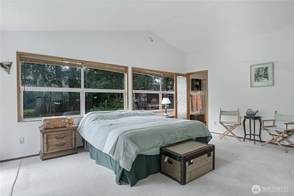 402 E Madrona Boulevard NW Lakebay WA 98349