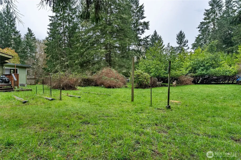 402 E Madrona Boulevard NW Lakebay WA 98349