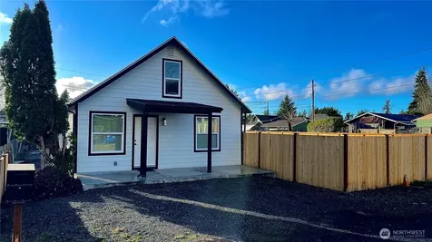 8518 9th Ave E Tacoma WA 98445