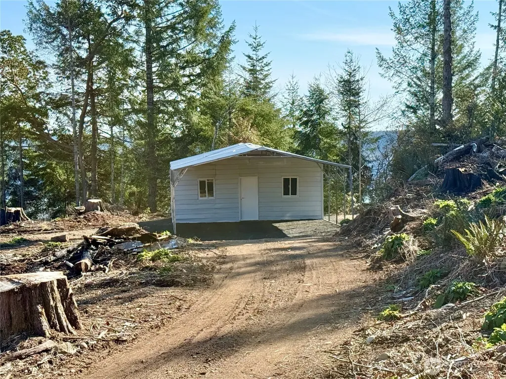 67 Devereaux Drive Lilliwaup WA 98555