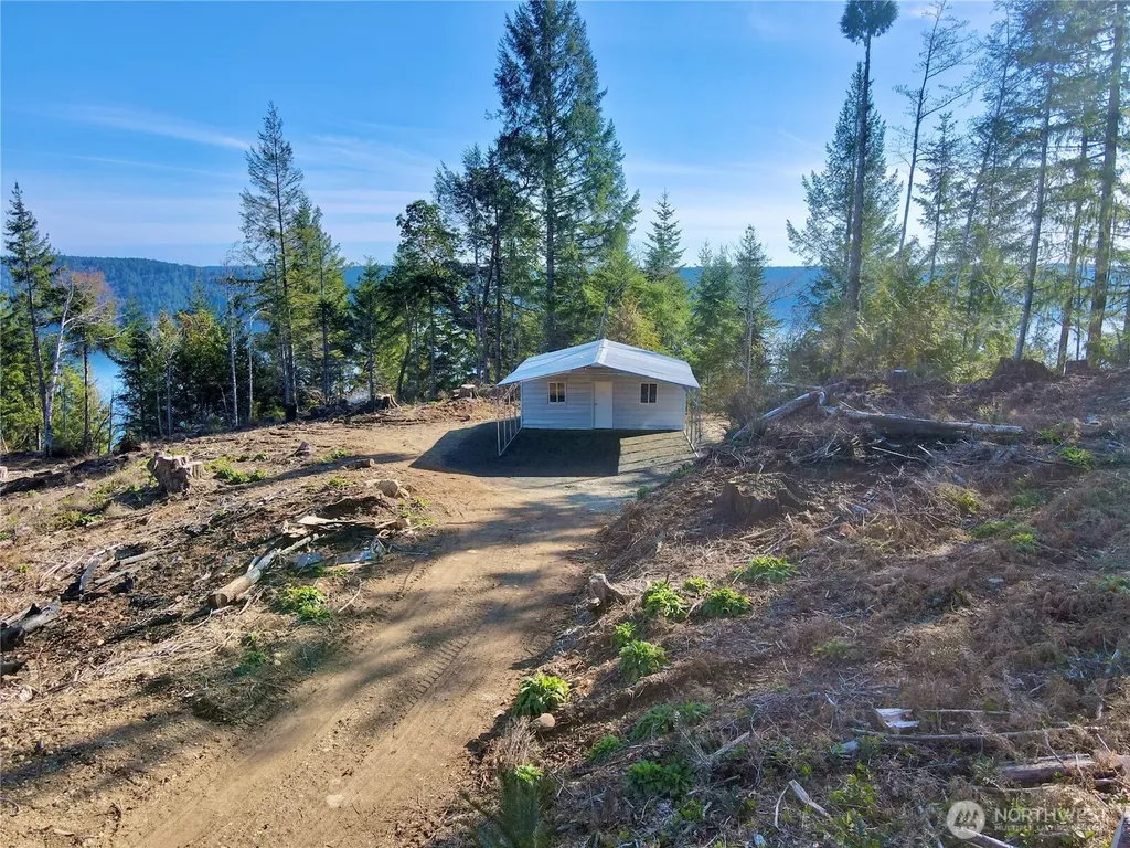 67 Devereaux Drive Lilliwaup WA 98555