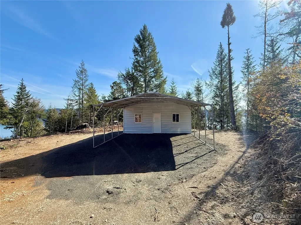 67 Devereaux Drive Lilliwaup WA 98555