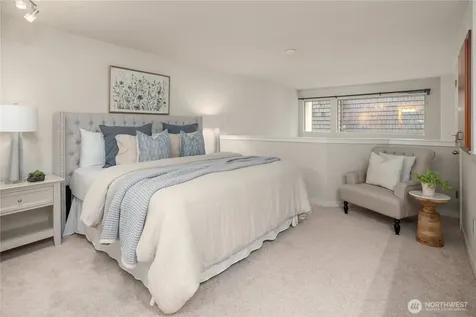 7309 Sand Point Way NE Seattle WA 98115
