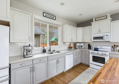 16403 77th Avenue Ct E Puyallup WA 98375