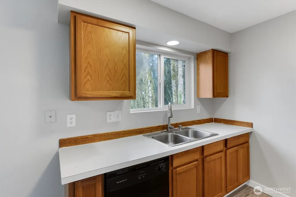 115 Lowrane Drive Kelso WA 98626