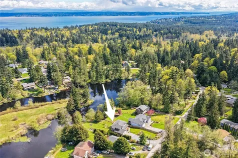 1579 Silver Fir Drive Camano Island WA 98282