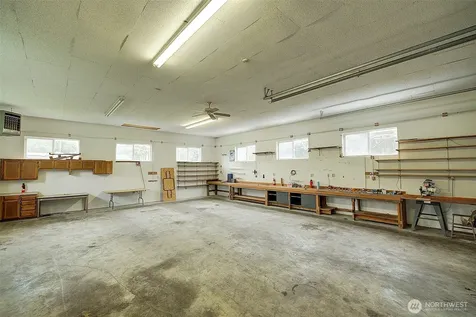 31845 197th Avenue SE Kent WA 98042