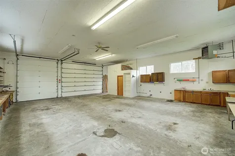 31845 197th Avenue SE Kent WA 98042