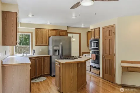 16509 88th Avenue Ct E Puyallup WA 98375