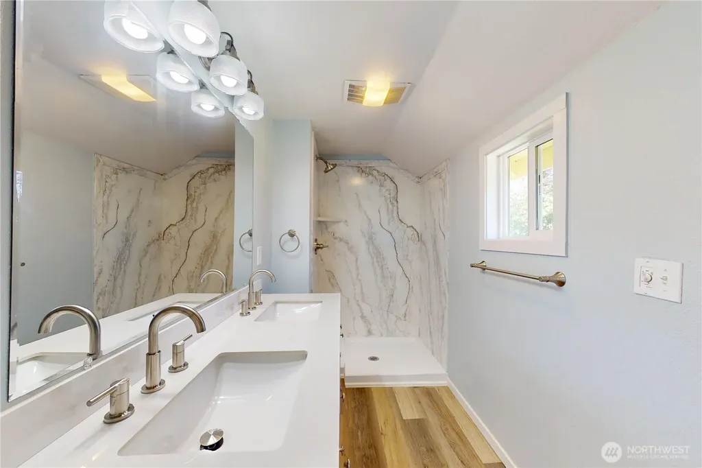 1707 258th Place Ocean Park WA 98640