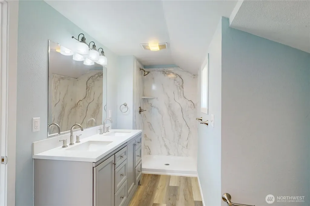 1707 258th Place Ocean Park WA 98640