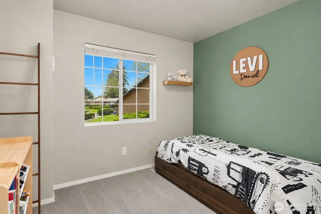 12008 SE 218th Place Kent WA 98031