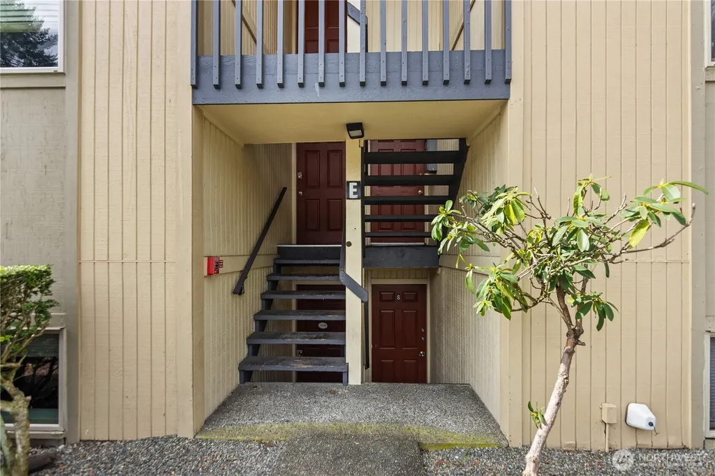 31003 14th Avenue S Federal Way WA 98003