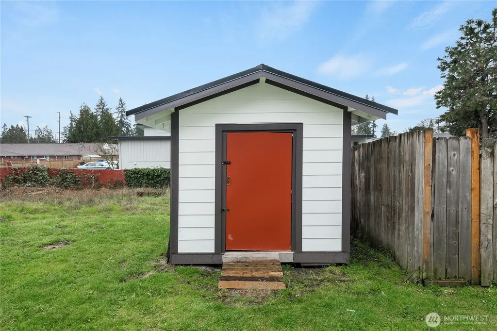 6146 88 Street SW Lakewood WA 98499