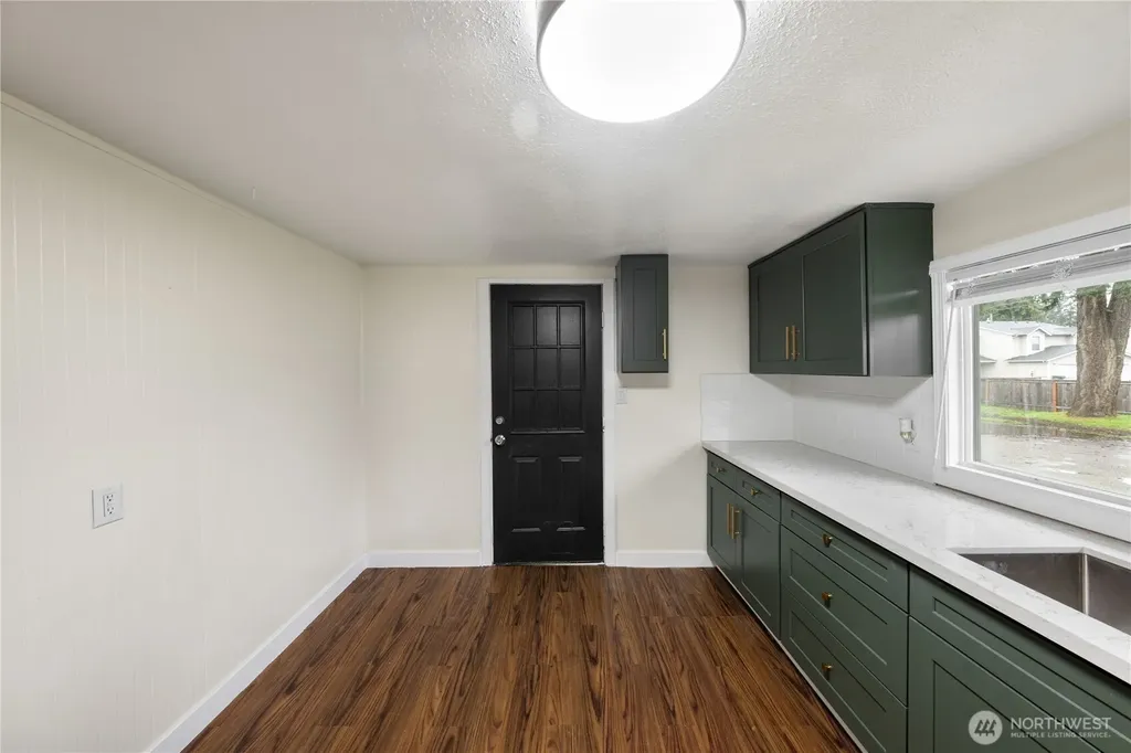 6146 88 Street SW Lakewood WA 98499
