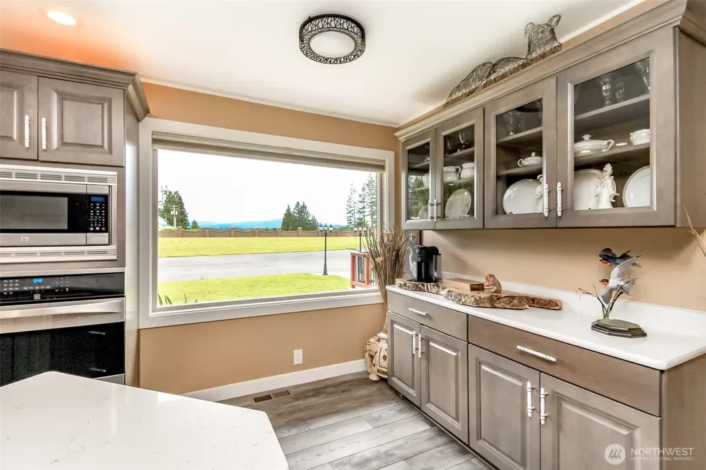 36510 Mountain Highway E Eatonville WA 98328