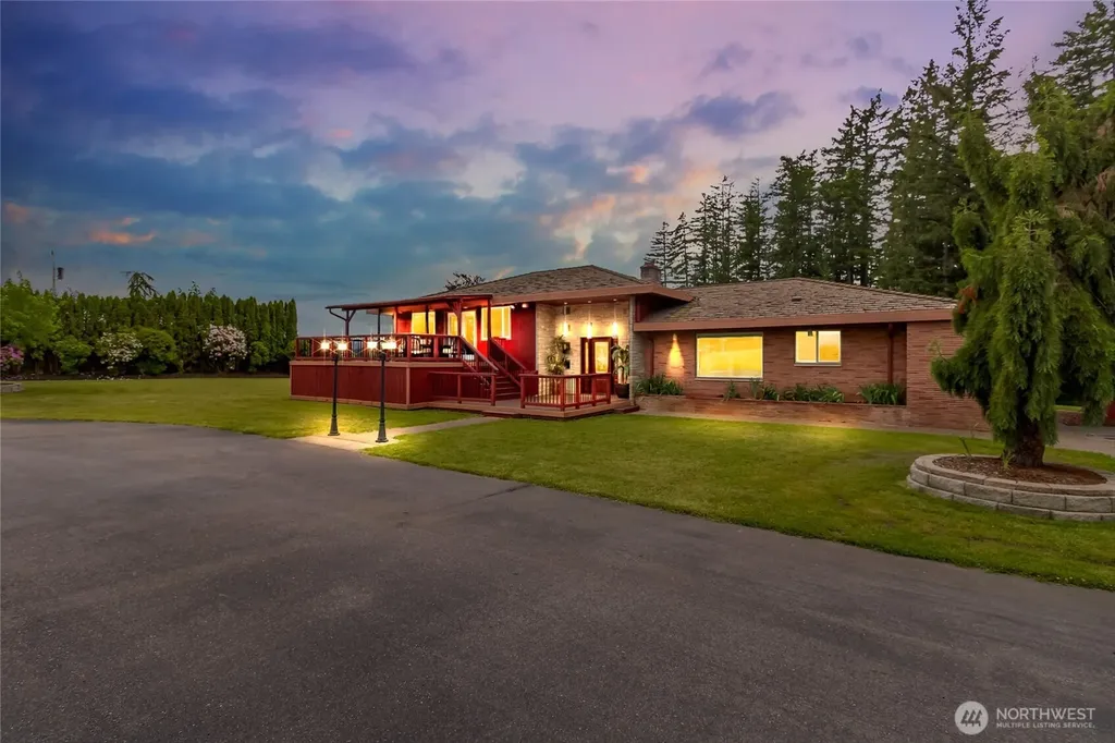 36510 Mountain Highway E Eatonville WA 98328
