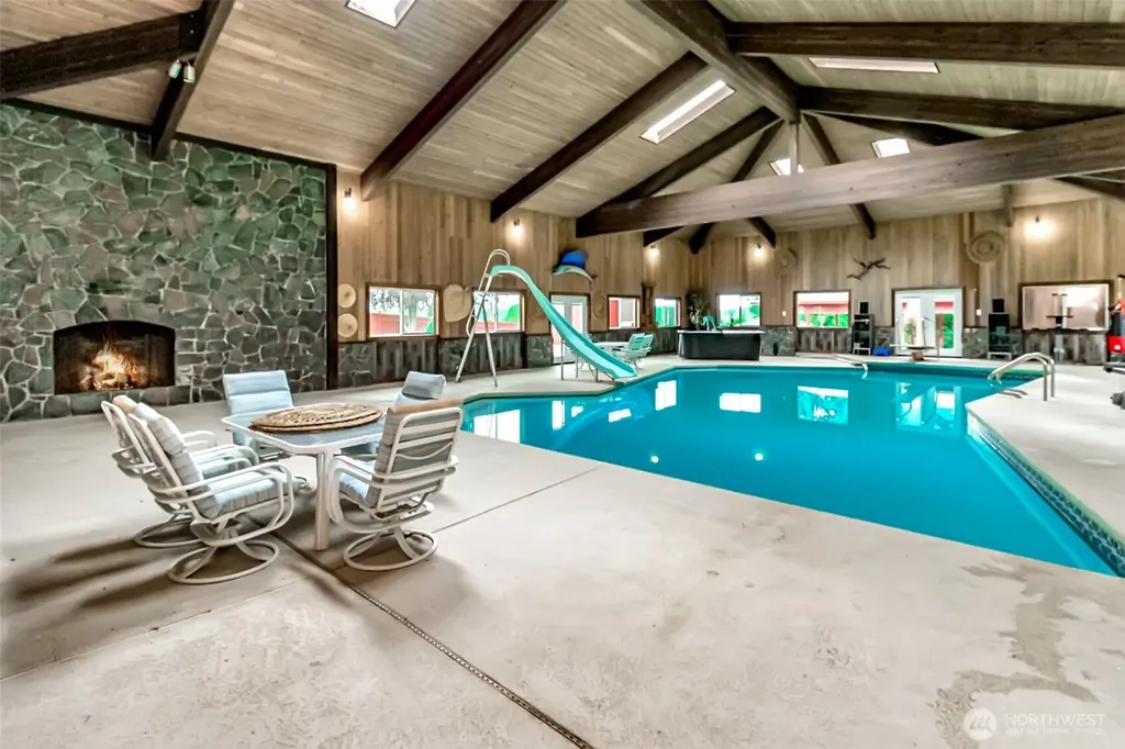 36510 Mountain Highway E Eatonville WA 98328