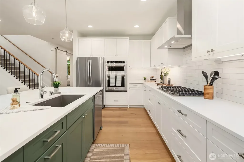22212 98th Avenue W Edmonds WA 98020
