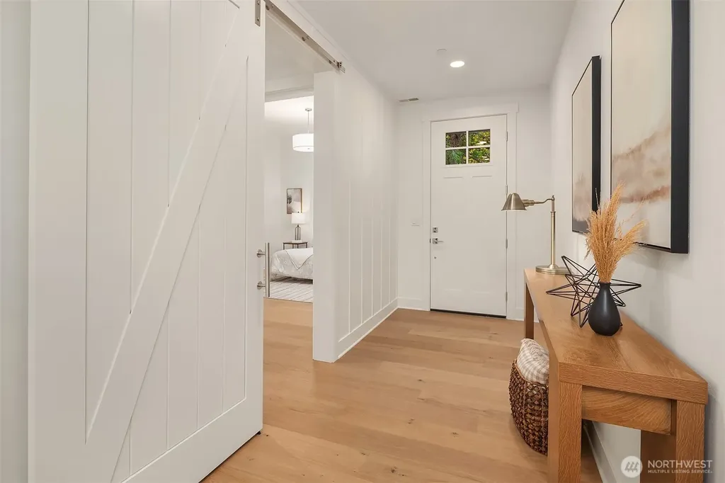 22212 98th Avenue W Edmonds WA 98020