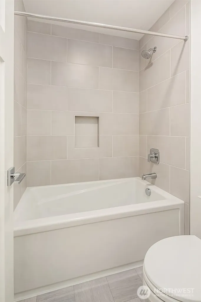 22212 98th Avenue W Edmonds WA 98020