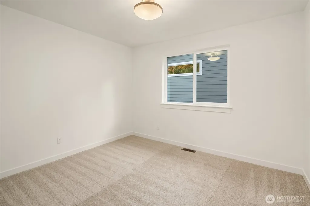 22212 98th Avenue W Edmonds WA 98020