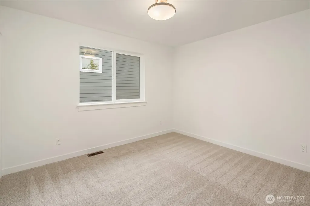 22212 98th Avenue W Edmonds WA 98020