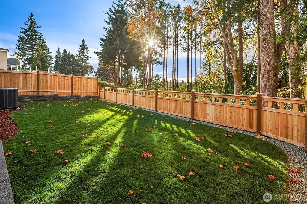22212 98th Avenue W Edmonds WA 98020