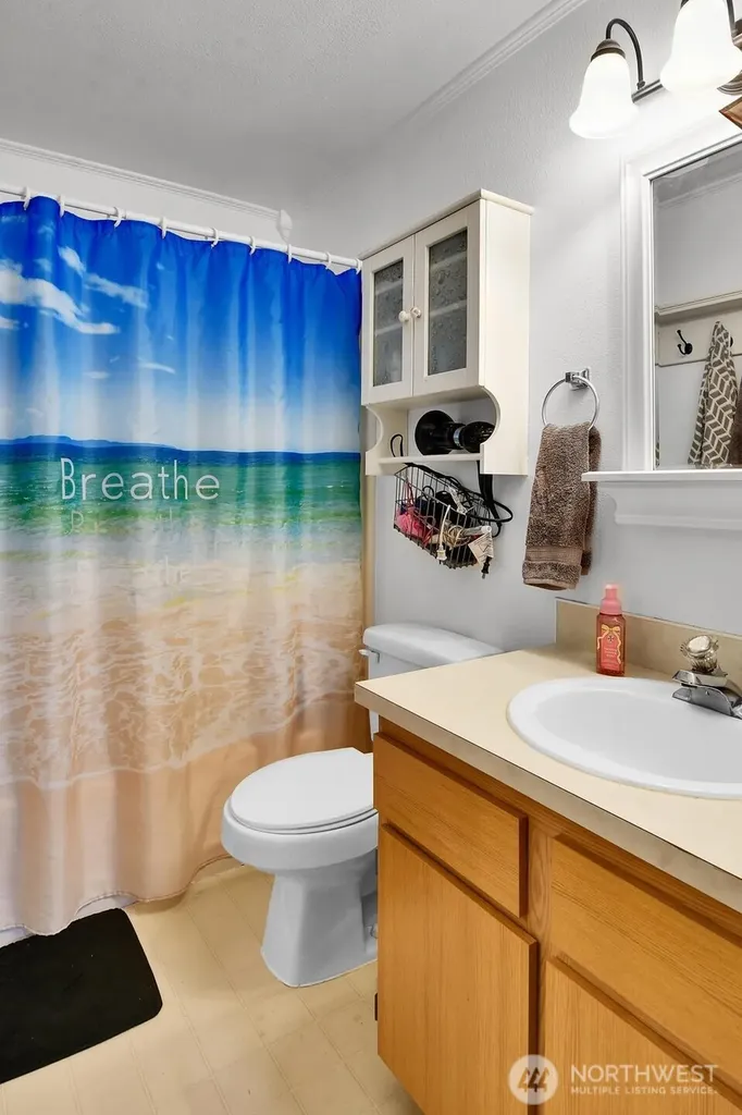 21225 76th Avenue W Edmonds WA 98026